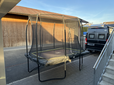 Trampolin zu verschenken